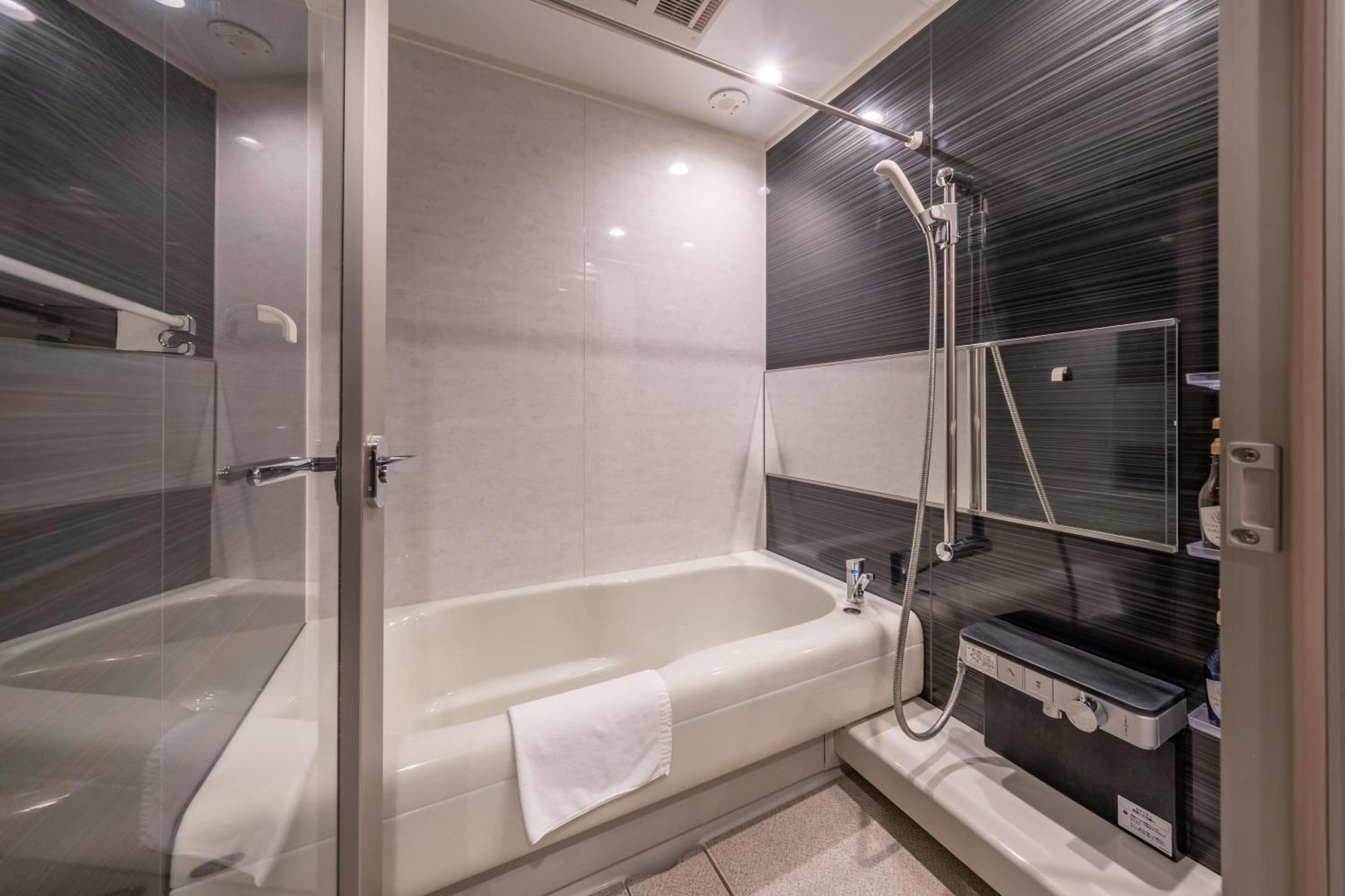 Residence Hotel Takayama Station Buitenkant foto