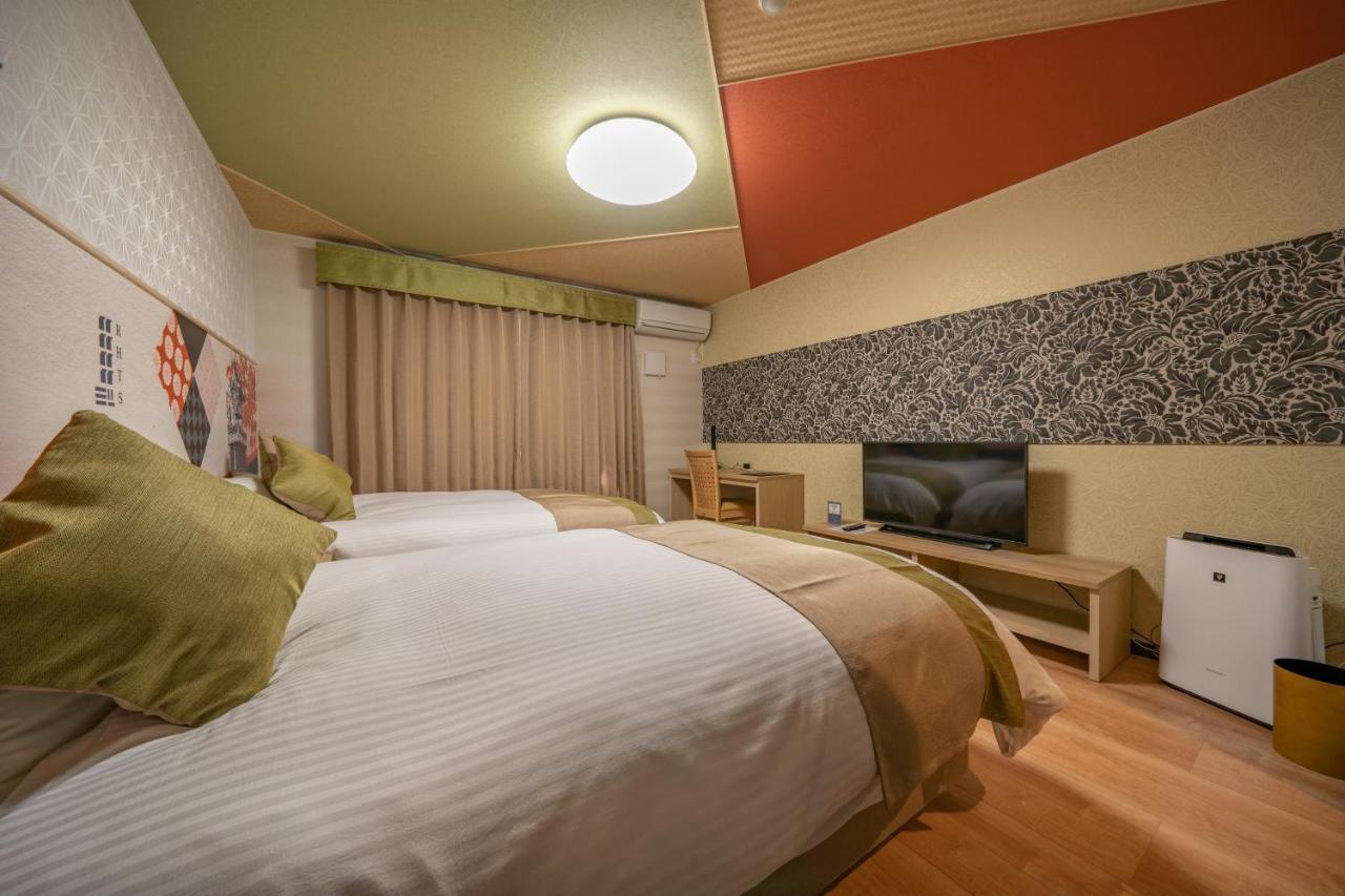 Residence Hotel Takayama Station Buitenkant foto